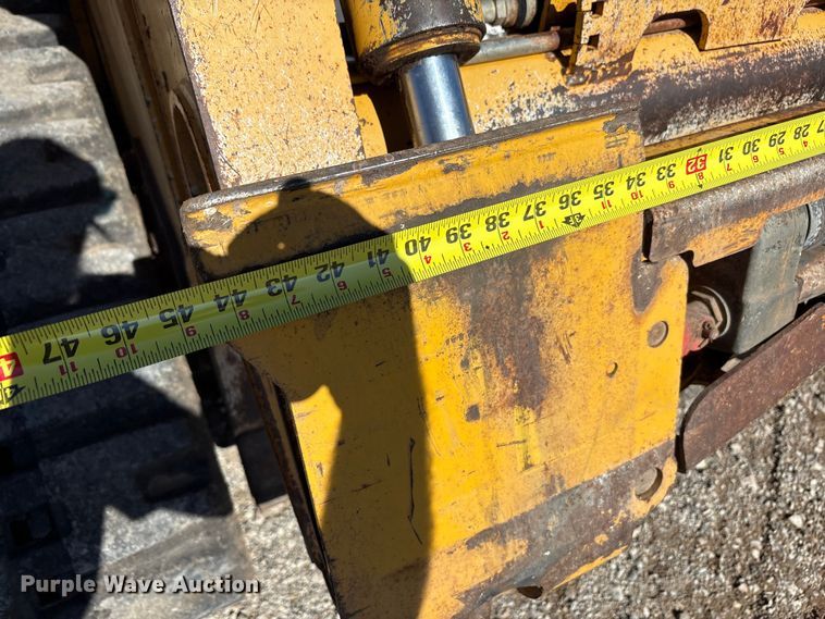 image for item EF6059 2009 John Deere CT332 tracked skid steer loader