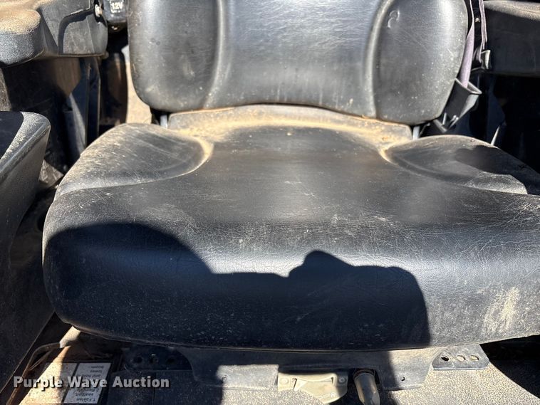 image for item EF6059 2009 John Deere CT332 tracked skid steer loader