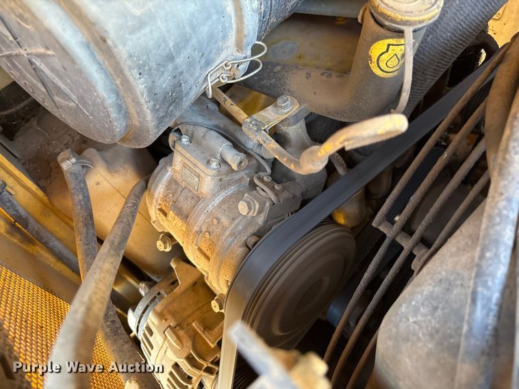 image for item EF6059 2009 John Deere CT332 tracked skid steer loader