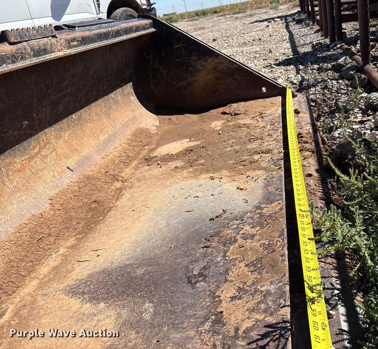 image for item EF6059 2009 John Deere CT332 tracked skid steer loader