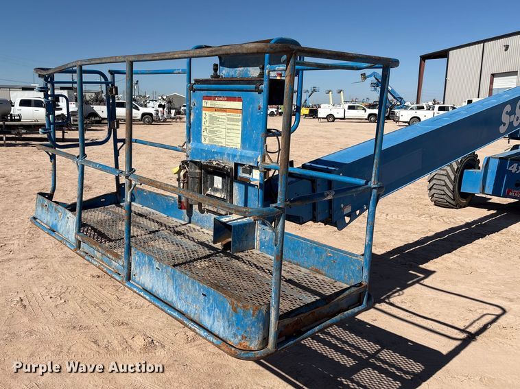 image for item EF6062 2012 Genie S-80X boom lift