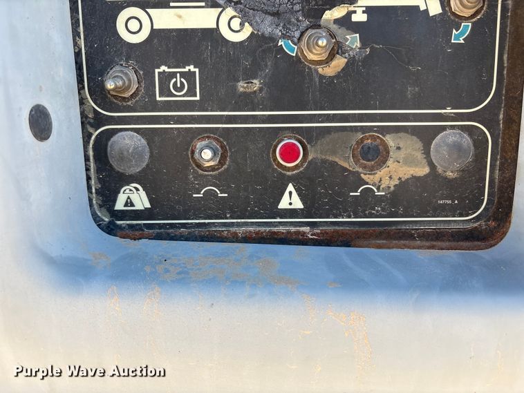 image for item EF6062 2012 Genie S-80X boom lift