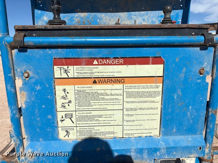 image for item EF6062 2012 Genie S-80X boom lift