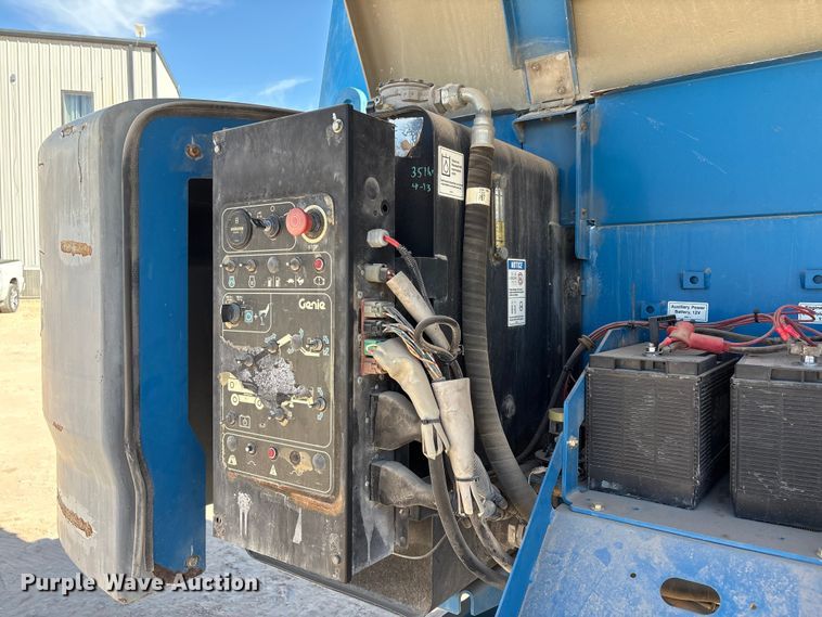 image for item EF6062 2012 Genie S-80X boom lift