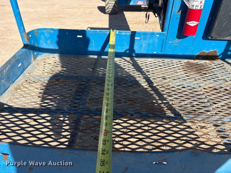 image for item EF6063 2012 Genie S-80X boom lift