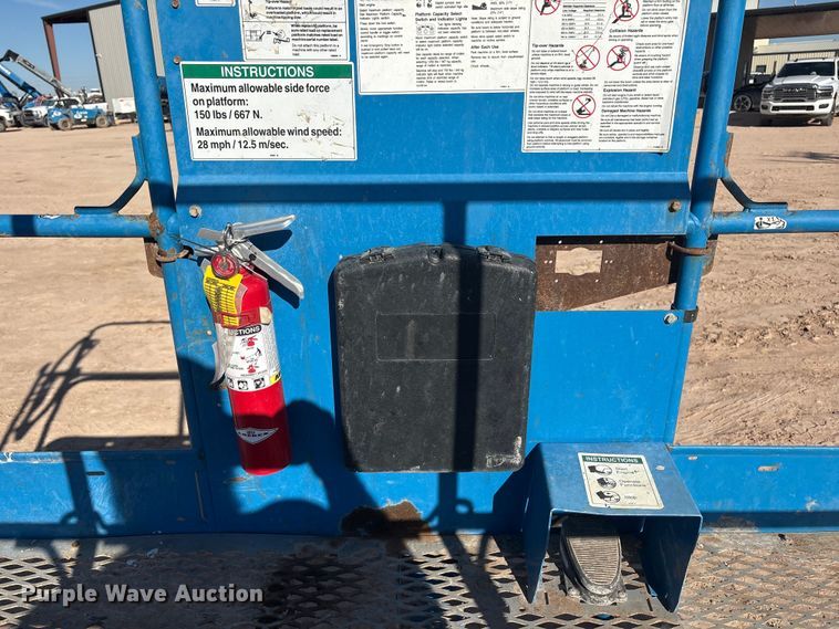 image for item EF6063 2012 Genie S-80X boom lift