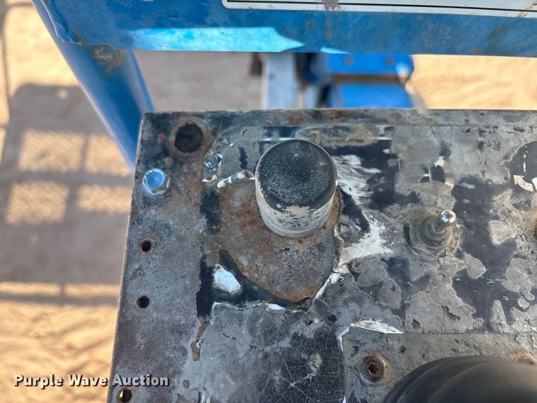 image for item EF6063 2012 Genie S-80X boom lift