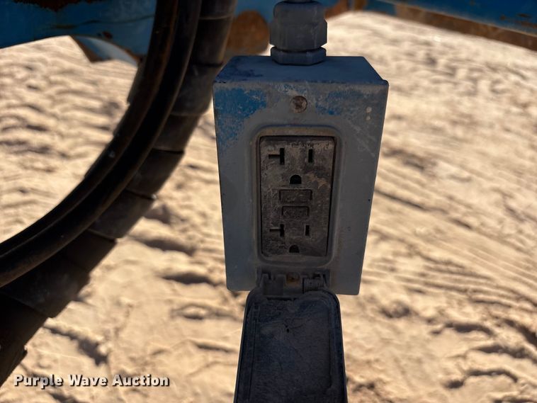 image for item EF6063 2012 Genie S-80X boom lift