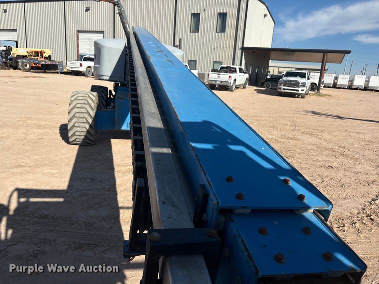 image for item EF6063 2012 Genie S-80X boom lift