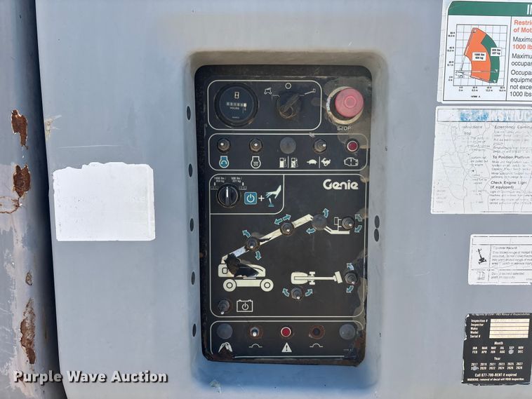 image for item EF6063 2012 Genie S-80X boom lift