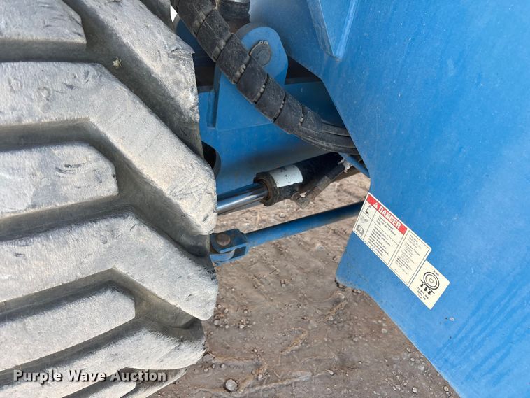 image for item EF6063 2012 Genie S-80X boom lift