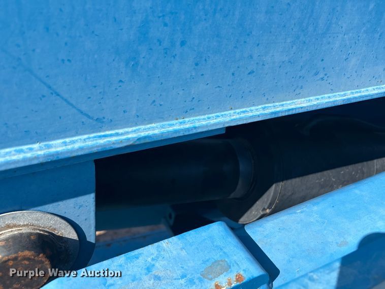 image for item EF6063 2012 Genie S-80X boom lift