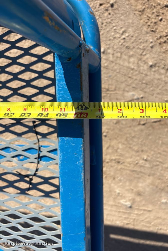 image for item EF6064 2010 Genie S80 boom lift