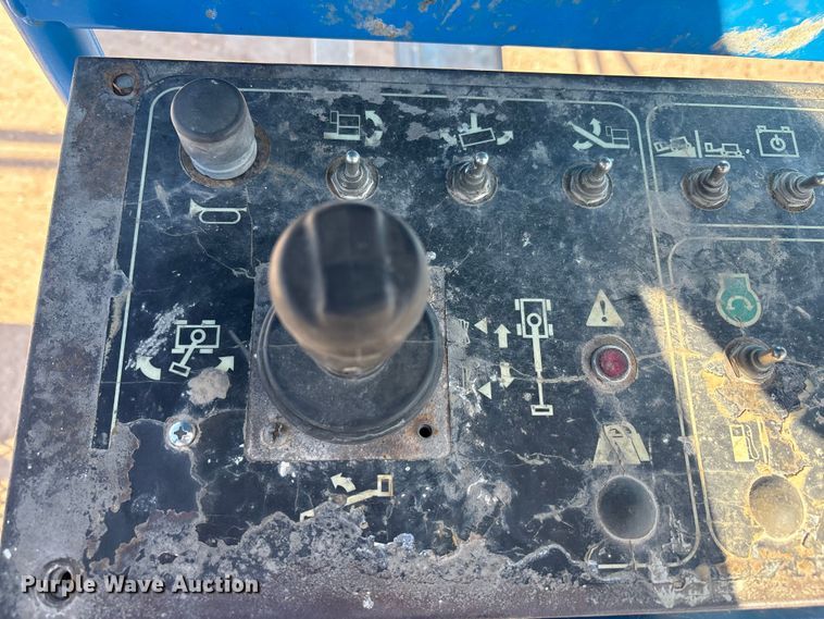 image for item EF6064 2010 Genie S80 boom lift