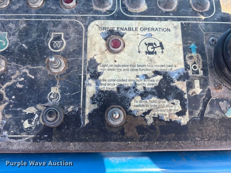 image for item EF6064 2010 Genie S80 boom lift