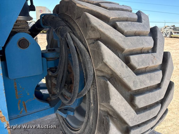 image for item EF6064 2010 Genie S80 boom lift