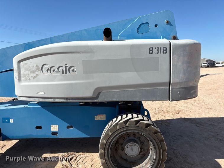 image for item EF6064 2010 Genie S80 boom lift