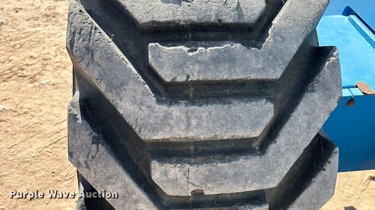 image for item EF6064 2010 Genie S80 boom lift