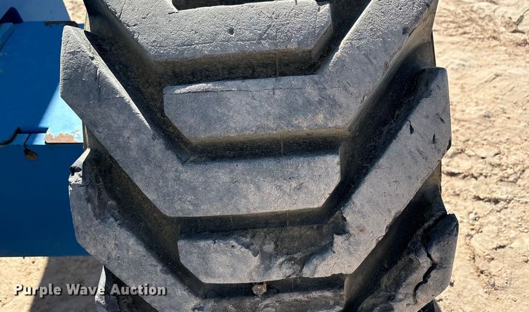 image for item EF6064 2010 Genie S80 boom lift