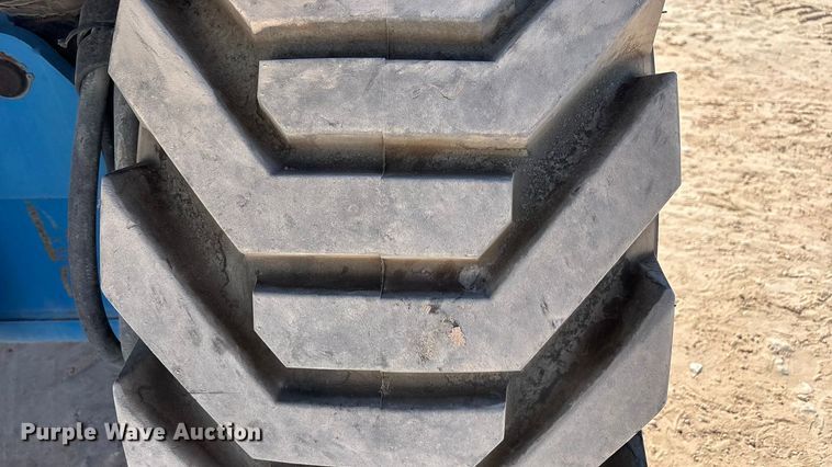 image for item EF6064 2010 Genie S80 boom lift