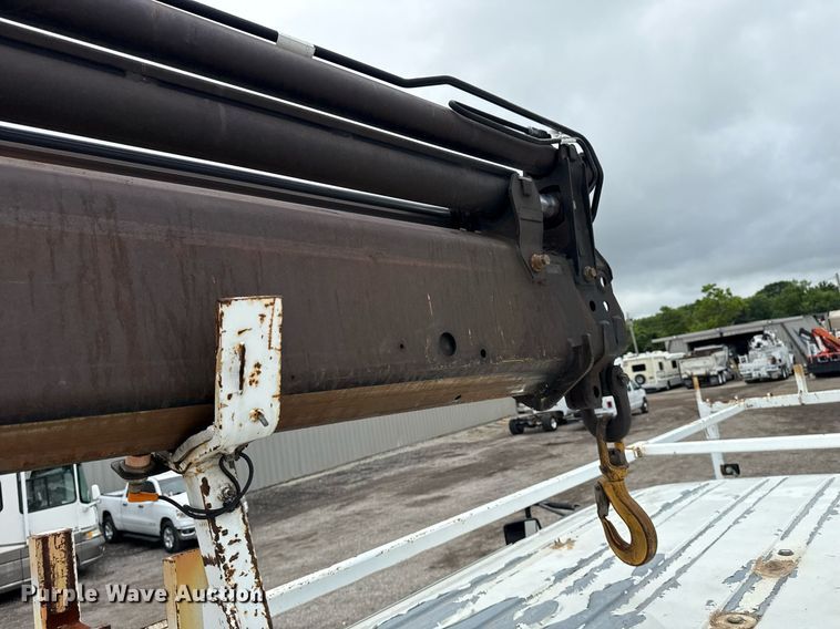 image for item EG5920 2008 International 7500 Crew Cab crane truck