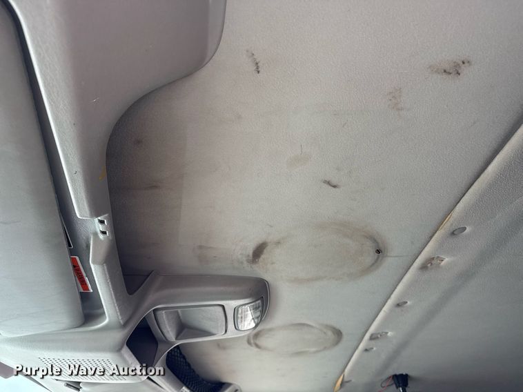 image for item EG5920 2008 International 7500 Crew Cab crane truck