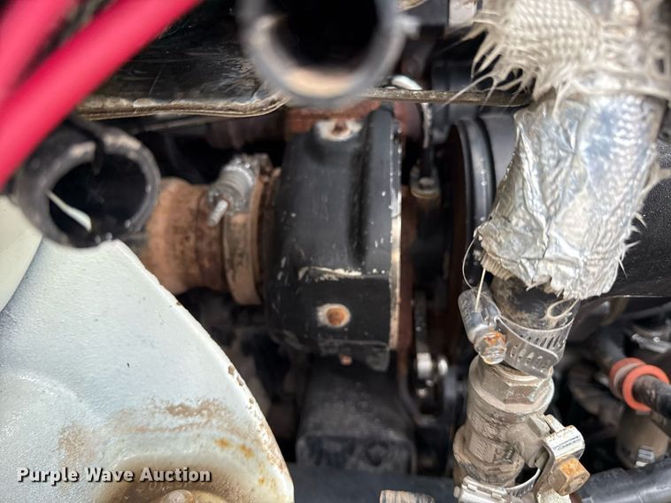 image for item EG5920 2008 International 7500 Crew Cab crane truck