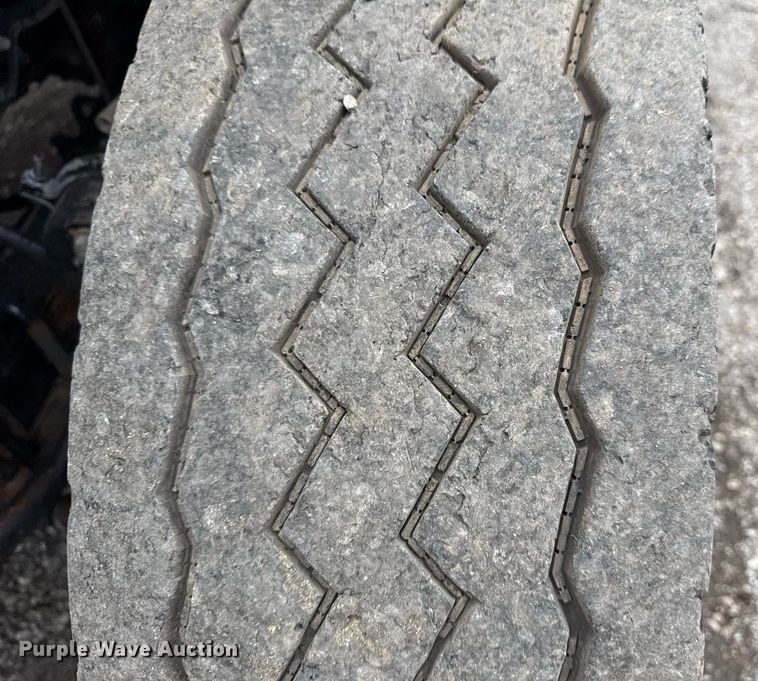 image for item EG5920 2008 International 7500 Crew Cab crane truck