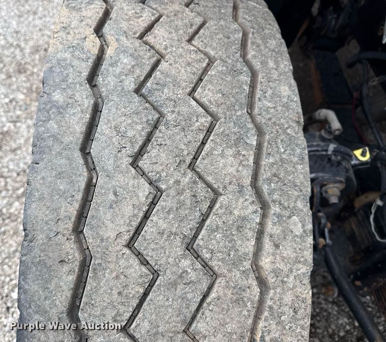 image for item EG5920 2008 International 7500 Crew Cab crane truck