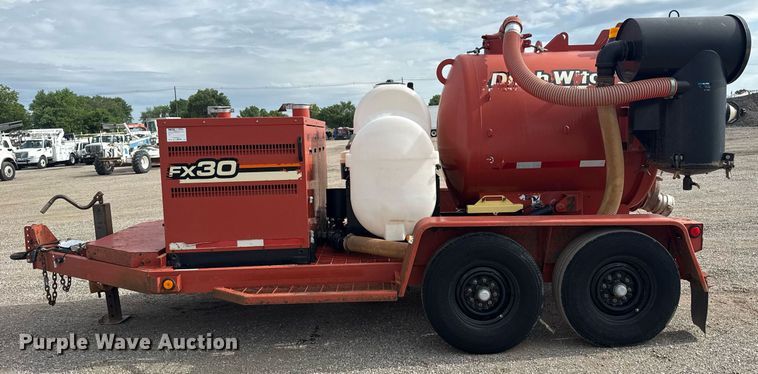 image for item EG5969 2011 Ditch Witch FX30 vacuum excavator