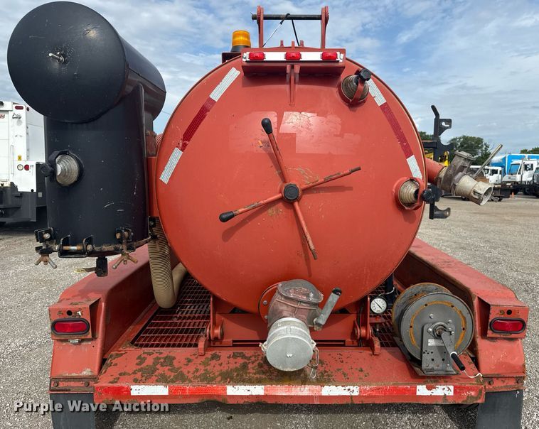 image for item EG5969 2011 Ditch Witch FX30 vacuum excavator