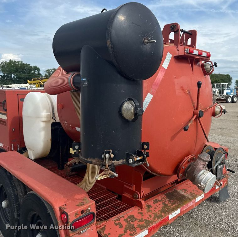 image for item EG5969 2011 Ditch Witch FX30 vacuum excavator