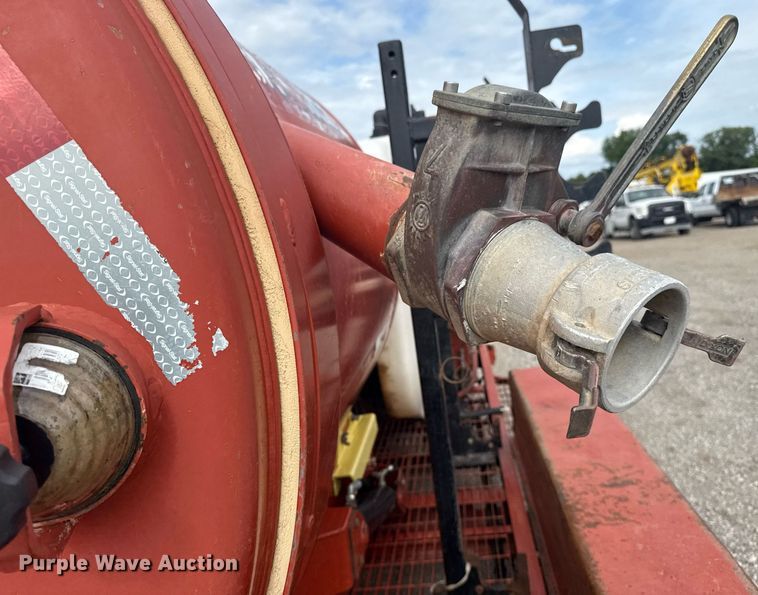 image for item EG5969 2011 Ditch Witch FX30 vacuum excavator