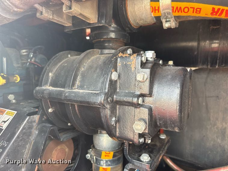 image for item EG5969 2011 Ditch Witch FX30 vacuum excavator