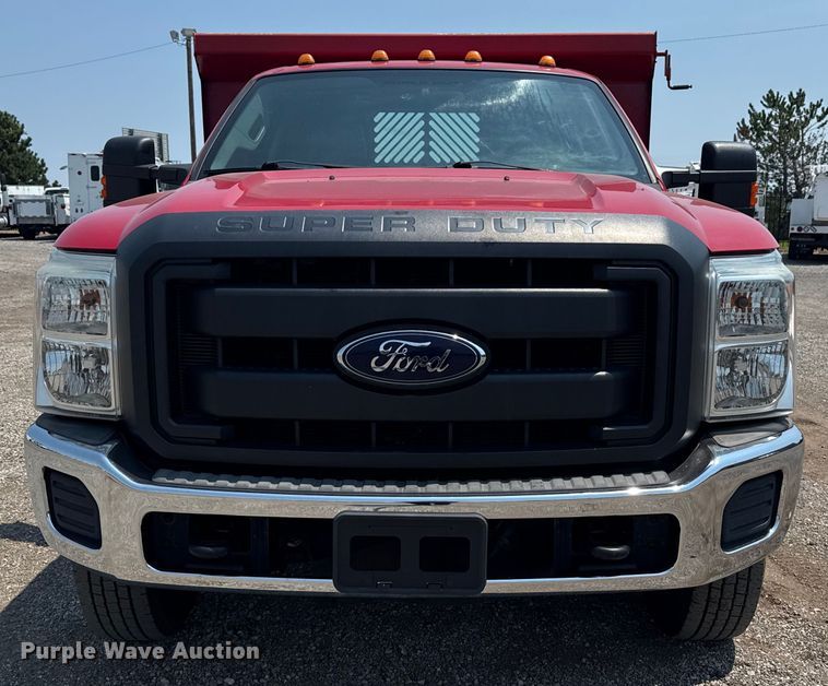 image for item EG6109 2012 Ford F350 Super Duty dump bed pickup truck