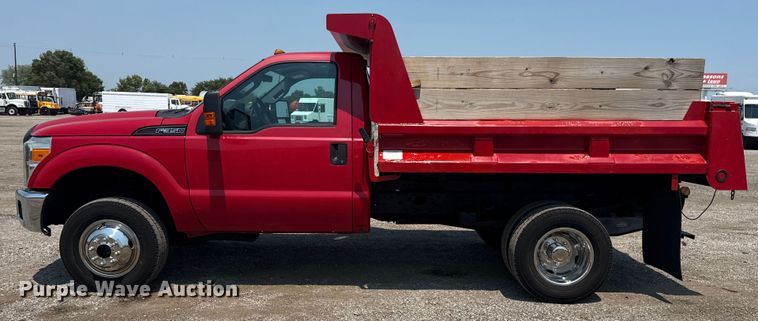 image for item EG6109 2012 Ford F350 Super Duty dump bed pickup truck