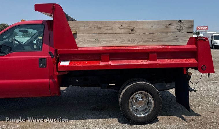 image for item EG6109 2012 Ford F350 Super Duty dump bed pickup truck