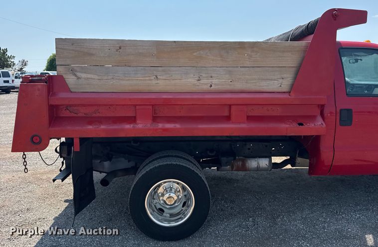 image for item EG6109 2012 Ford F350 Super Duty dump bed pickup truck