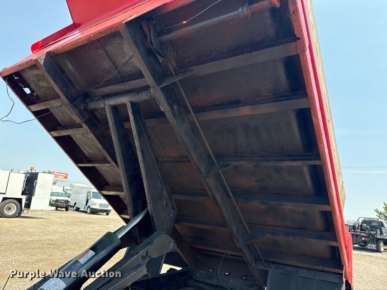 image for item EG6109 2012 Ford F350 Super Duty dump bed pickup truck