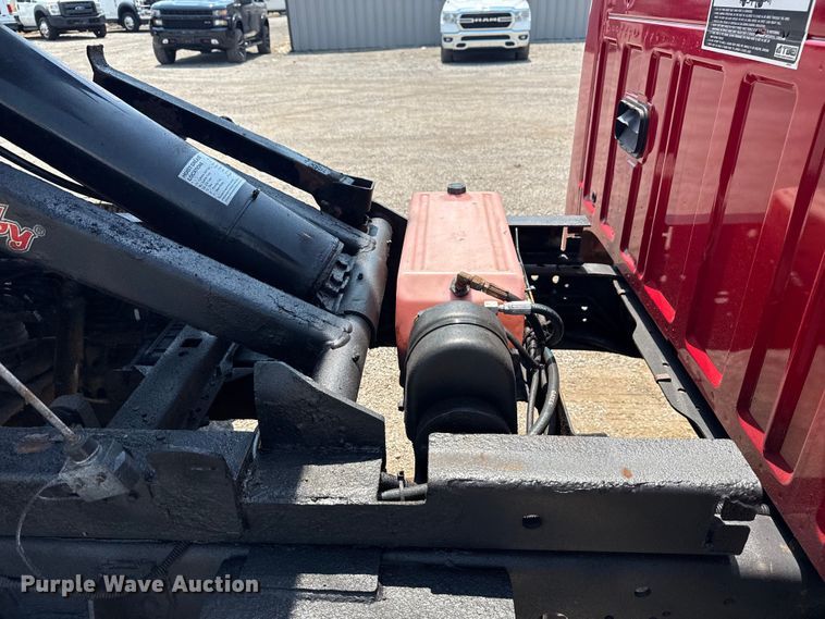 image for item EG6109 2012 Ford F350 Super Duty dump bed pickup truck