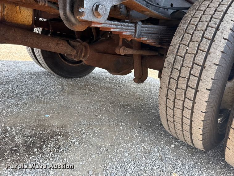 image for item EG6109 2012 Ford F350 Super Duty dump bed pickup truck