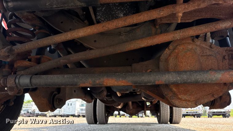 image for item EG6109 2012 Ford F350 Super Duty dump bed pickup truck