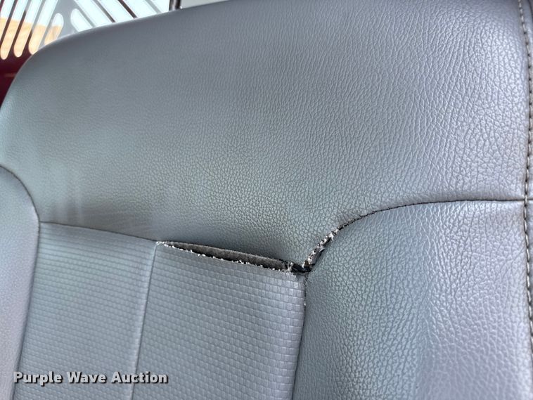 image for item EG6109 2012 Ford F350 Super Duty dump bed pickup truck