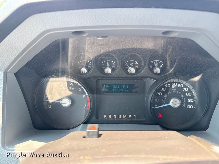 image for item EG6109 2012 Ford F350 Super Duty dump bed pickup truck