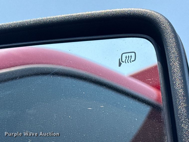 image for item EG6109 2012 Ford F350 Super Duty dump bed pickup truck