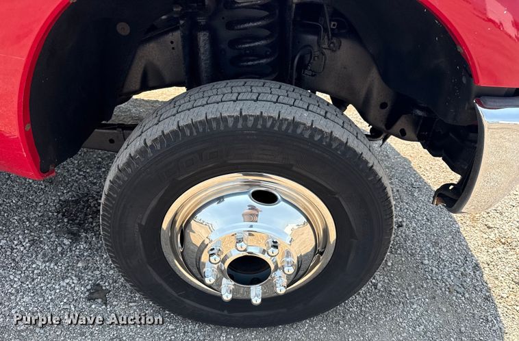 image for item EG6109 2012 Ford F350 Super Duty dump bed pickup truck