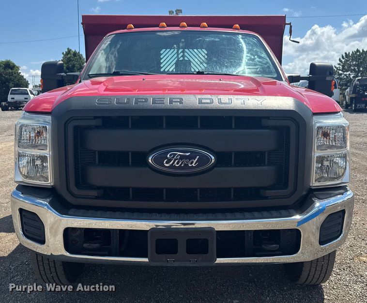 image for item EG6164 2012 Ford F350 Super Duty dump bed pickup truck