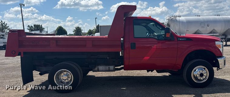 image for item EG6164 2012 Ford F350 Super Duty dump bed pickup truck