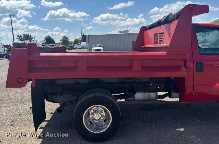 image for item EG6164 2012 Ford F350 Super Duty dump bed pickup truck