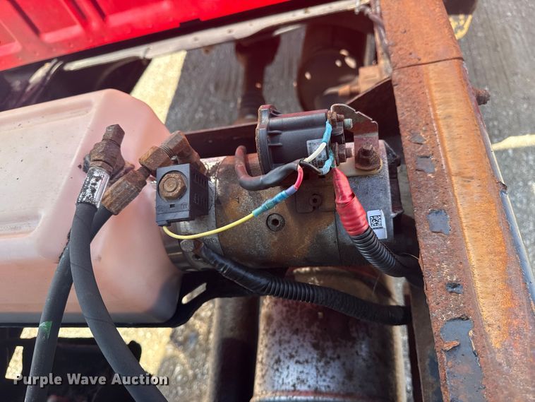 image for item EG6164 2012 Ford F350 Super Duty dump bed pickup truck